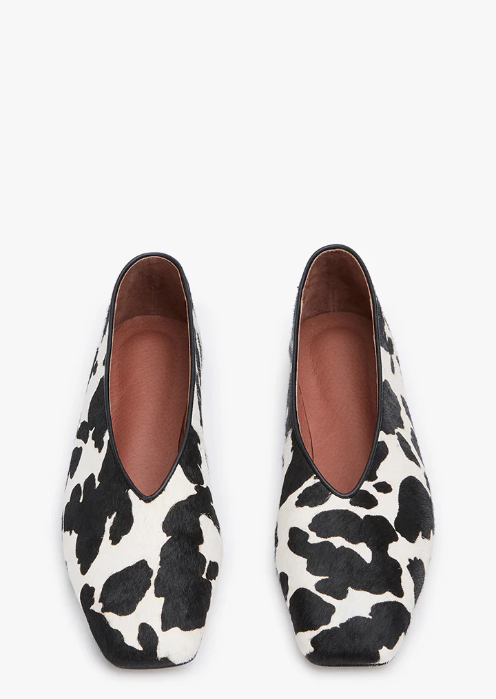 Bayley Black/White Pony - Image 4
