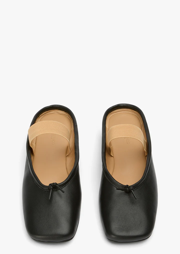 City Black Nappa - Image 3
