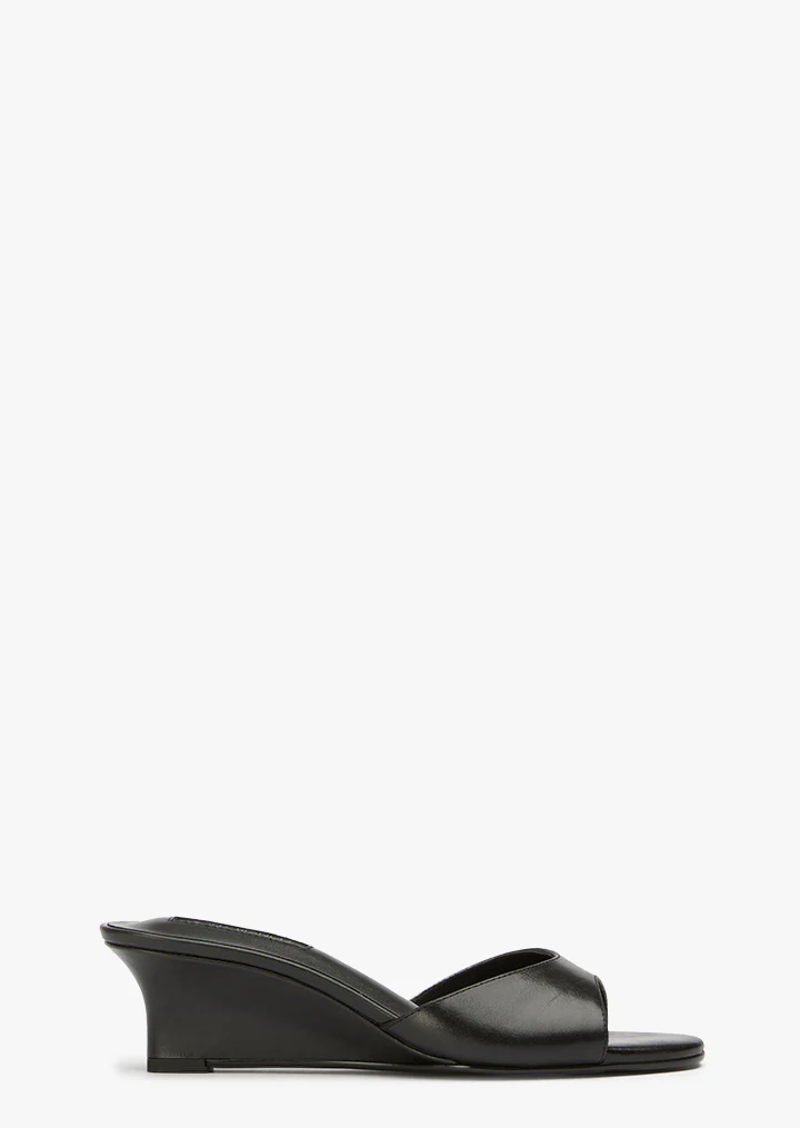 Ember Black Vintage