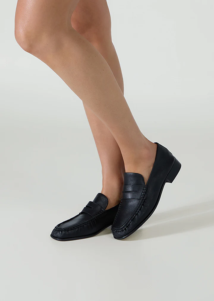 Gomez Black Nappa - Image 2