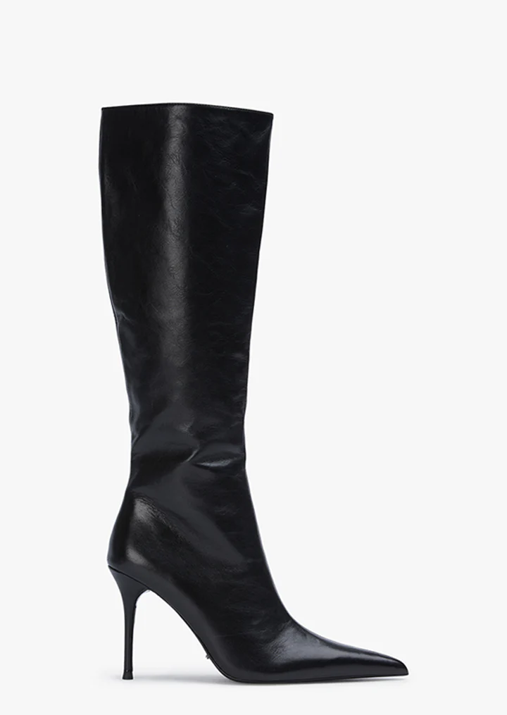 Izia Black Vintage