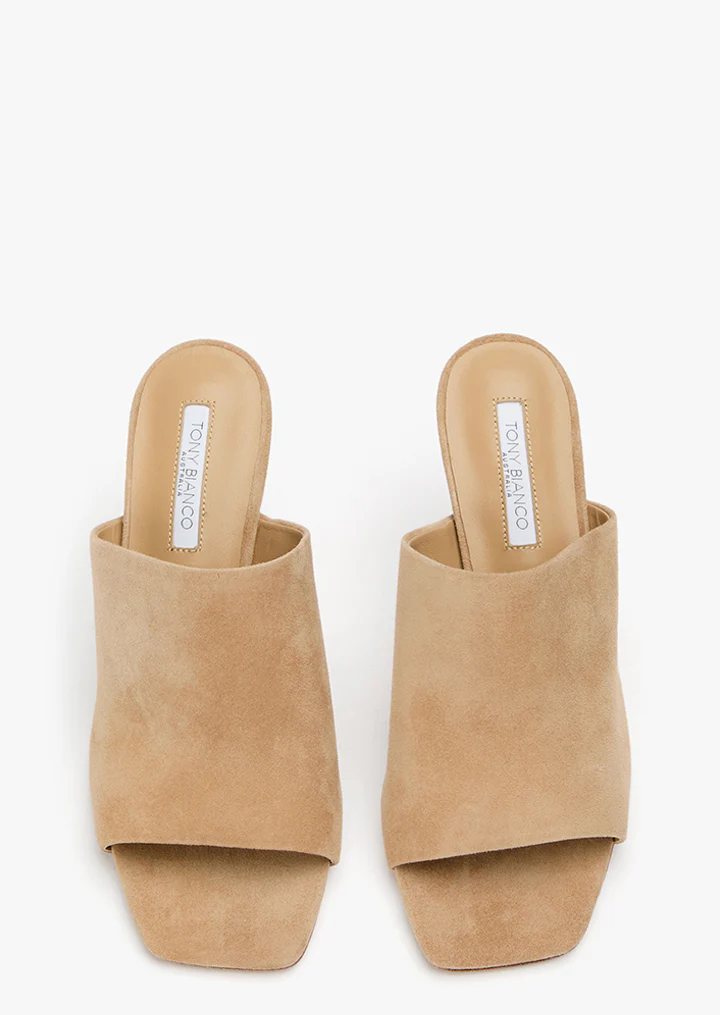 Mustang Wheat Suede - Image 3